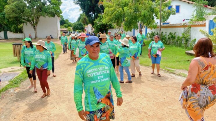 Grupo de idosos de Pontal do Araguaia realiza sonho de conhecer o mar em Porto Seguro 9
