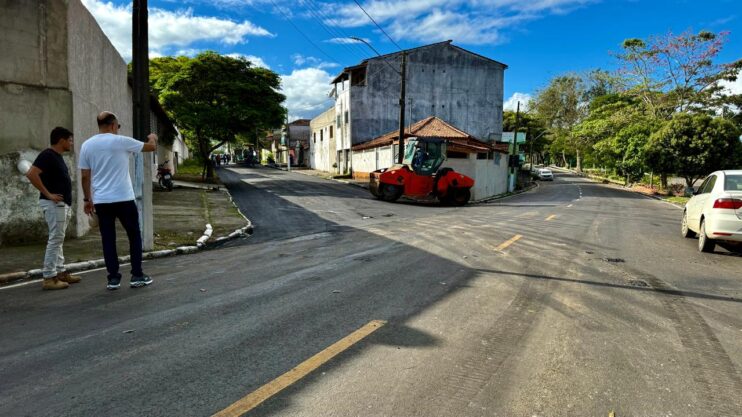 Prefeito Robério vistoria obras em vários pontos da cidade neste sábado (10), em Eunápolis 14