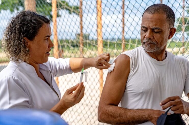Porto Seguro se mobiliza no Dia D de Vacinação contra a Influenza e reforça compromisso com a saúde 10