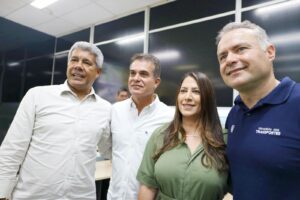 Deputada Cláudia Oliveira cobra soluções para a ponte sobre o Rio Jequitinhonha em encontro com o ministro dos Transportes 1
