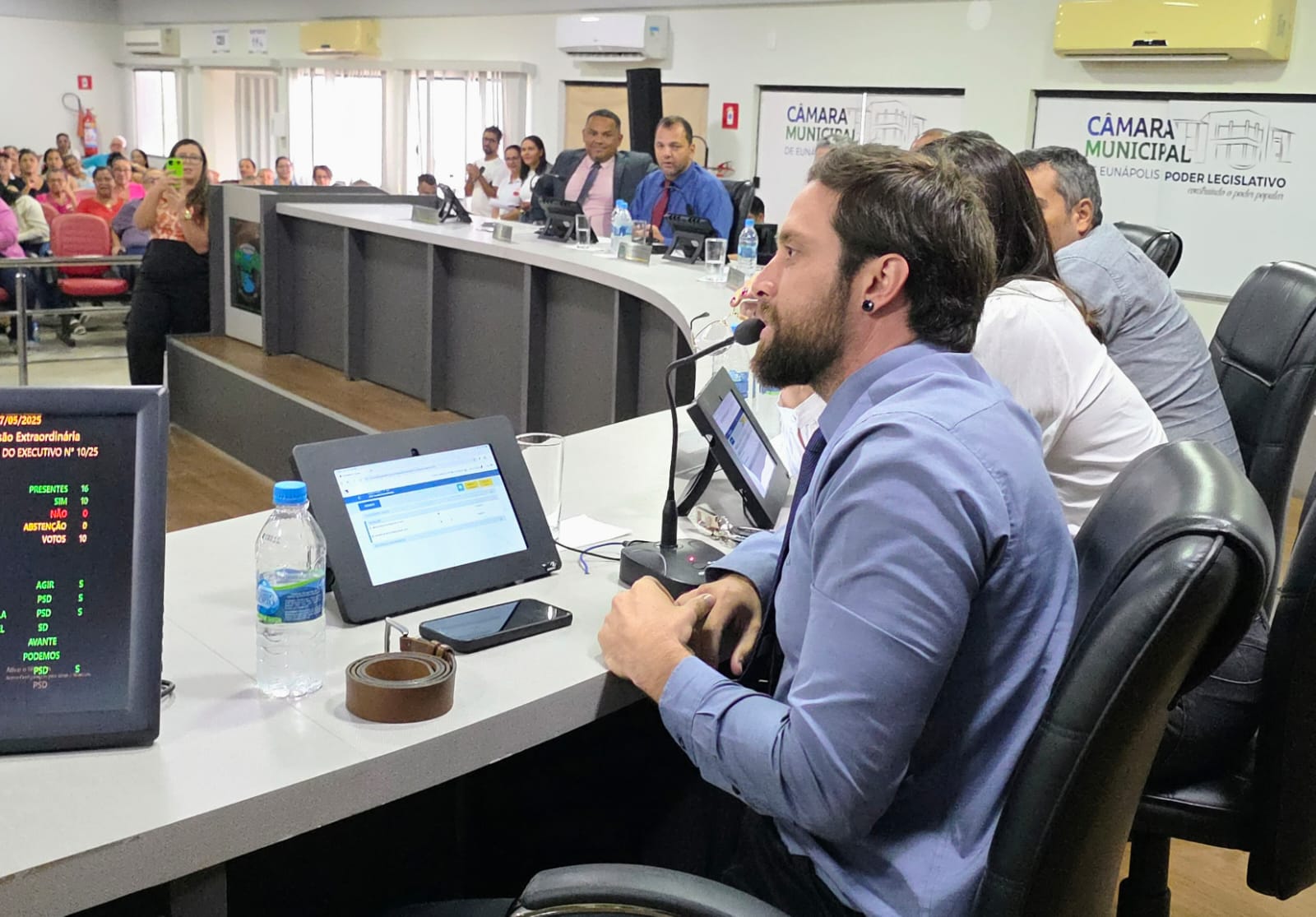 Câmara Municipal aprova reajuste salarial para os servidores efetivos de Eunápolis 6
