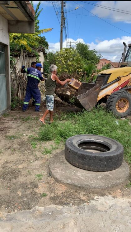 Ações de combate à dengue seguem intensificadas em Eunápolis; mutirão é realizado no bairro Juca Rosa 15