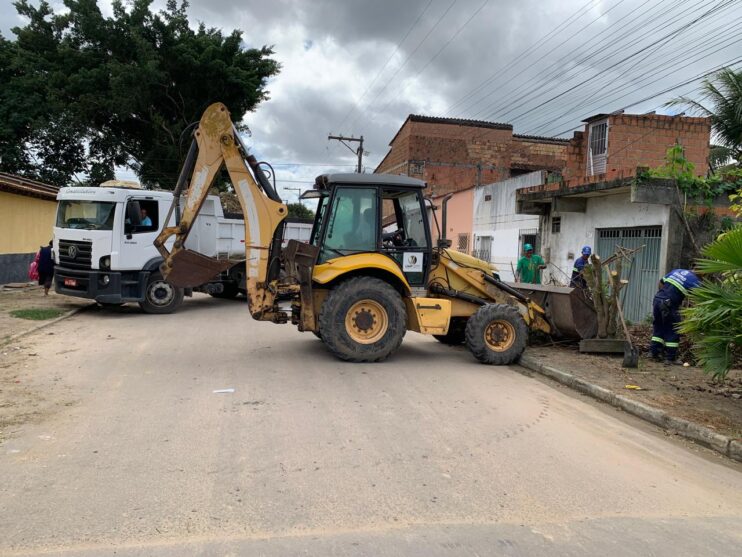 Ações de combate à dengue seguem intensificadas em Eunápolis; mutirão é realizado no bairro Juca Rosa 18