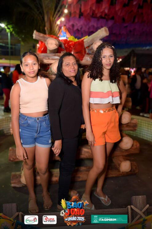 Abertura do São João da União 2025 em Itagimirim é marcada por muita música e animação 40