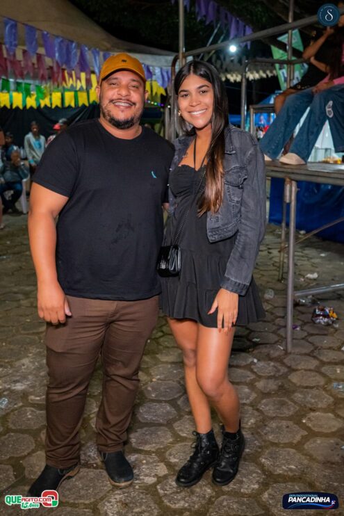 Neto Leite e Cris Mel animam a segunda noite do São João de Jacareci 2025 42