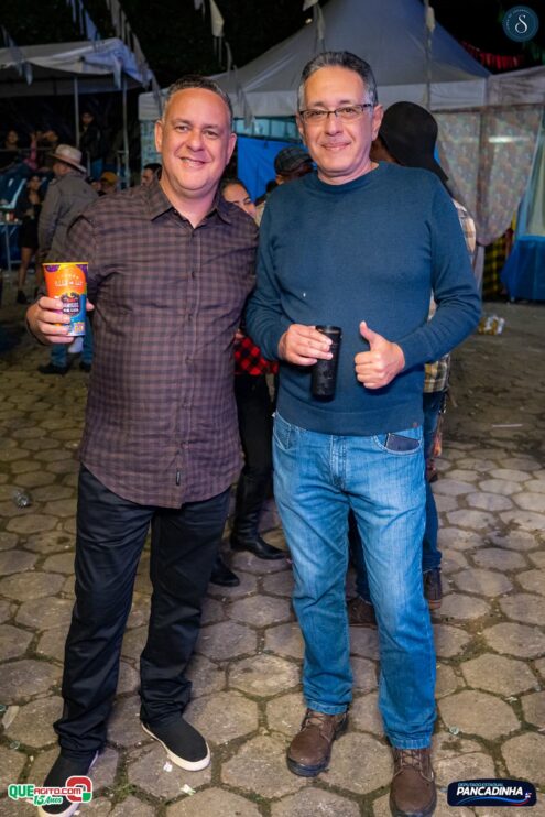 Neto Leite e Cris Mel animam a segunda noite do São João de Jacareci 2025 50