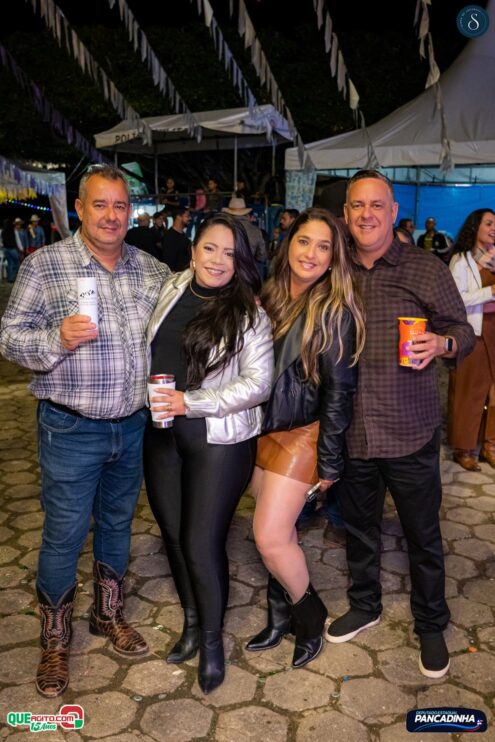 Neto Leite e Cris Mel animam a segunda noite do São João de Jacareci 2025 53