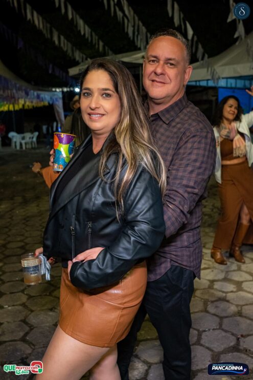 Neto Leite e Cris Mel animam a segunda noite do São João de Jacareci 2025 59