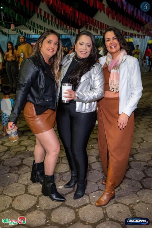 Neto Leite e Cris Mel animam a segunda noite do São João de Jacareci 2025 63