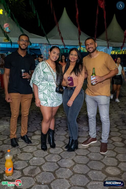 Neto Leite e Cris Mel animam a segunda noite do São João de Jacareci 2025 70