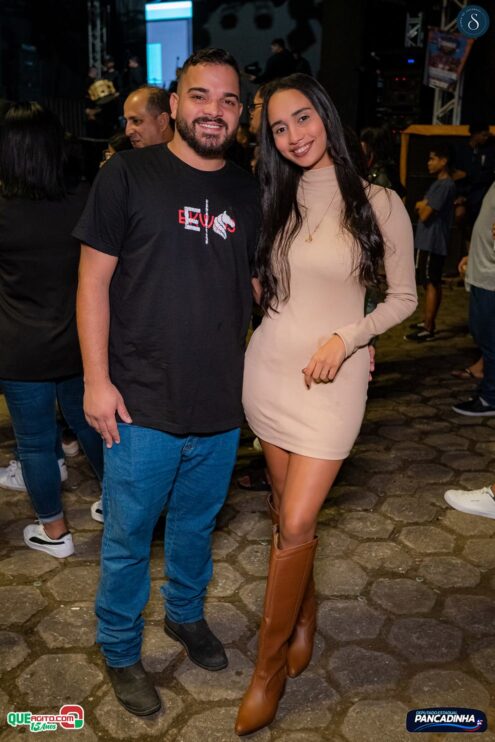 Neto Leite e Cris Mel animam a segunda noite do São João de Jacareci 2025 145