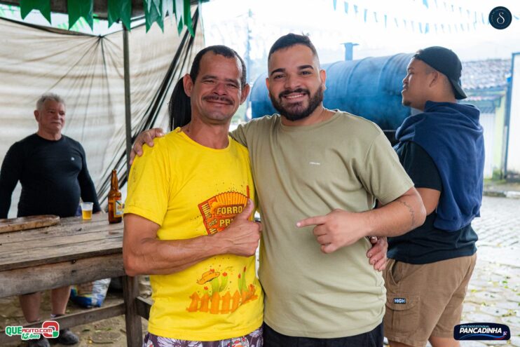 Boteco das Amigas e Companhia do Kaprixxo fecham com chave de ouro o São João de Jacareci 2025 26