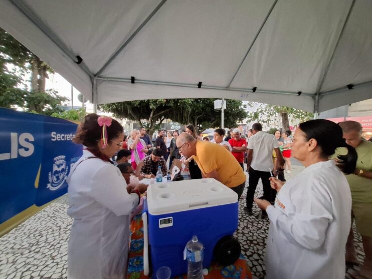 Arraiá da Vacinação contra a gripe foi sucesso em Eunápolis 14