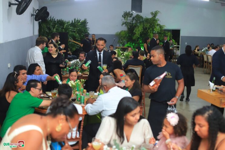 Loja Maçônica O Esquadro celebra iniciação de novos irmãos em noite inesquecível 27