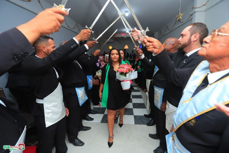 Loja Maçônica O Esquadro celebra iniciação de novos irmãos em noite inesquecível 43