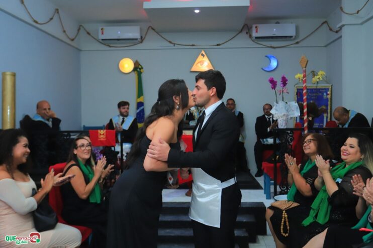 Loja Maçônica O Esquadro celebra iniciação de novos irmãos em noite inesquecível 45