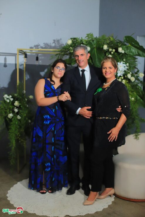 Loja Maçônica O Esquadro celebra iniciação de novos irmãos em noite inesquecível 49