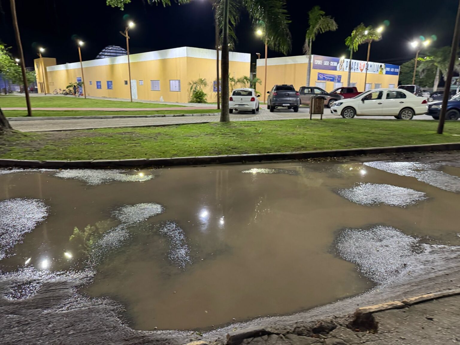 Prefeito Jânio Natal exige recuperação imediata de ruas danificadas 6