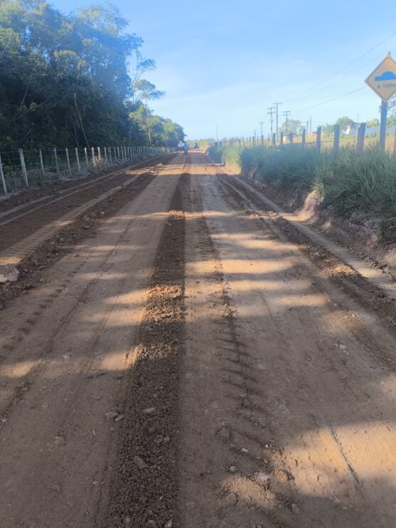 Prefeitura de Porto Seguro intensifica recuperação da estrada de Caraíva 4