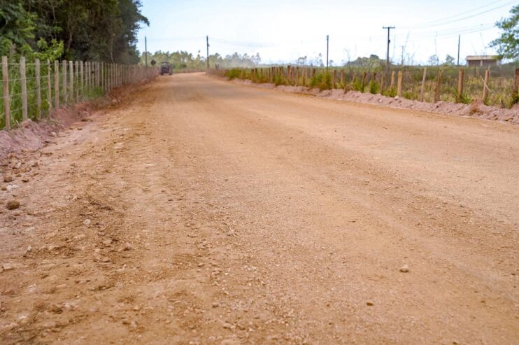 Serviços de recuperação da estrada de Caraíva seguem a todo vapor 11