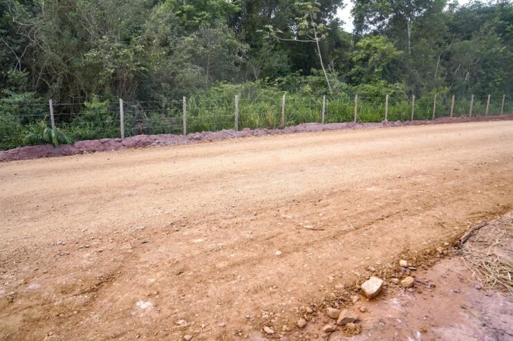 Serviços de recuperação da estrada de Caraíva seguem a todo vapor 9