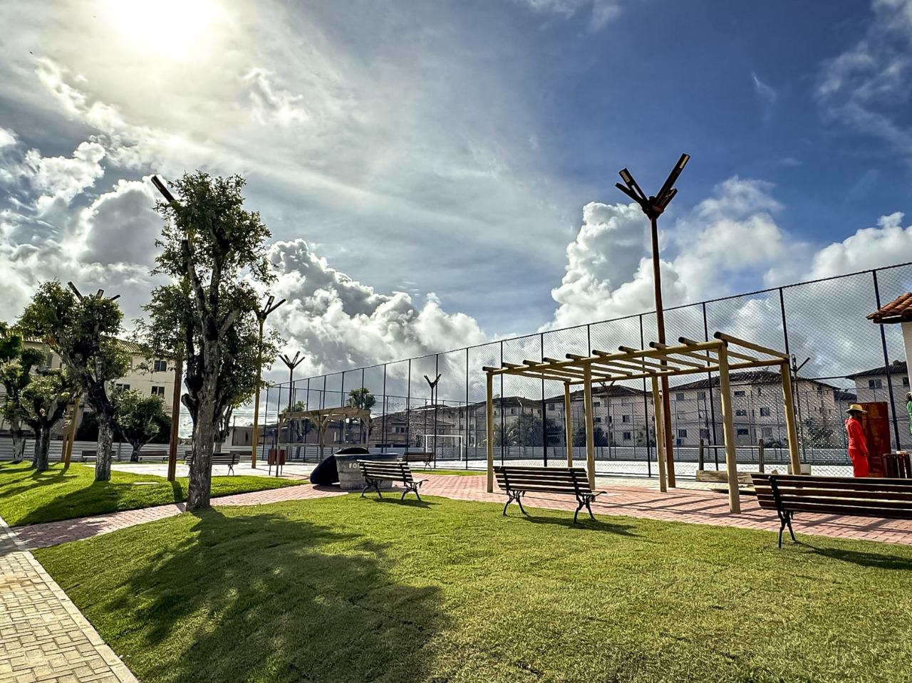 Prefeitura de Porto Seguro entrega nova praça para a comunidade da Vila Parracho 5