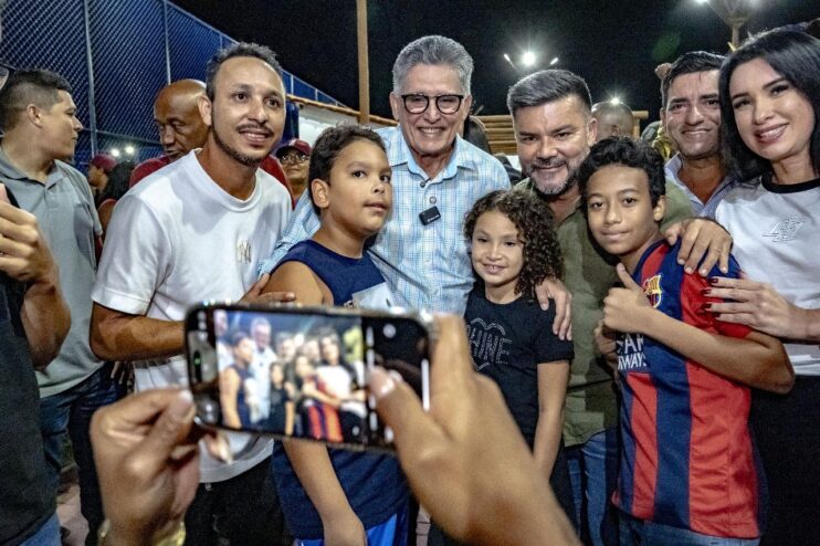 Vila Parracho comemora com festa e muita alegria a inauguração da nova praça 17