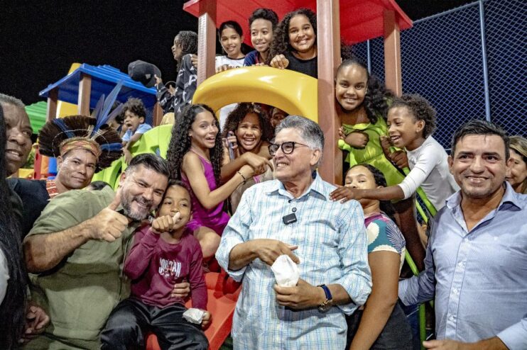 Vila Parracho comemora com festa e muita alegria a inauguração da nova praça 19