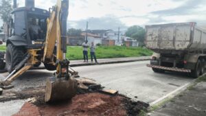 Prefeitura de Porto Seguro remove quebra-molas irregulares na Avenida Ayrton Senna por recomendação do Ministério Público 2