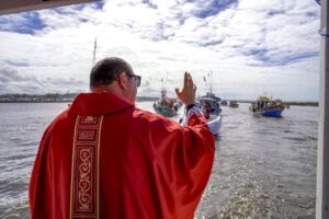 Festa de São Pedro celebra fé e tradição dos pescadores em Porto Seguro 1