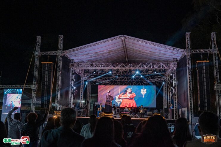 DSC_1225 Show de Aurelina Dourado emociona na Noite Gospel do Freigasparense Ausente 2025 550
