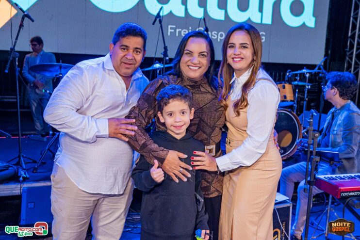 DSC_1335 Show de Aurelina Dourado emociona na Noite Gospel do Freigasparense Ausente 2025 602