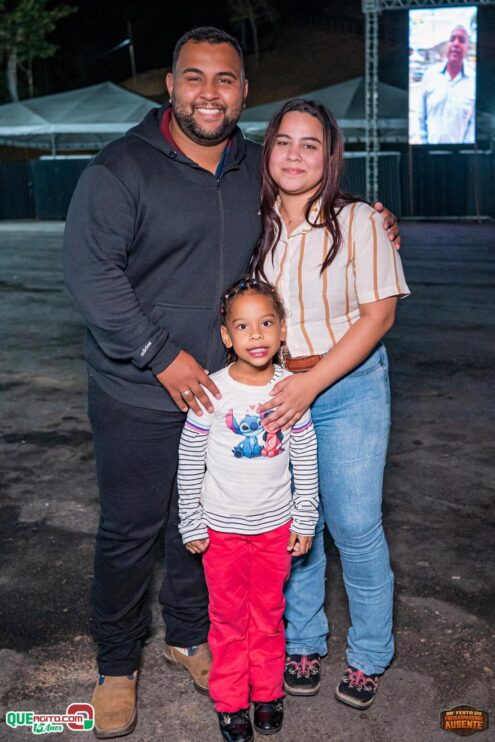 Michel Teló leva público ao delírio na terceira noite da 28ª Festa do Freigasparense Ausente 44