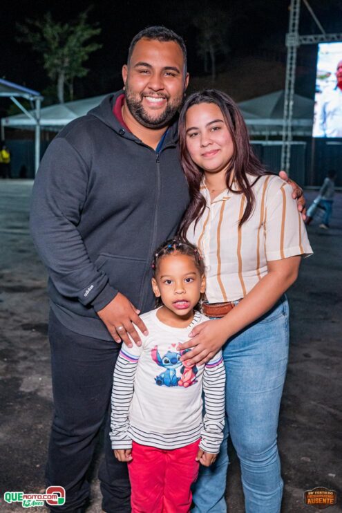 Michel Teló leva público ao delírio na terceira noite da 28ª Festa do Freigasparense Ausente 45