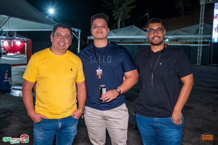 Michel Teló leva público ao delírio na terceira noite da 28ª Festa do Freigasparense Ausente 46