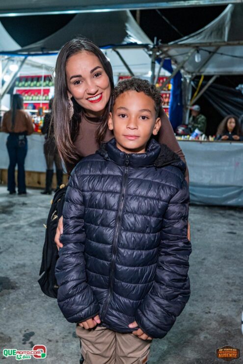Michel Teló leva público ao delírio na terceira noite da 28ª Festa do Freigasparense Ausente 51