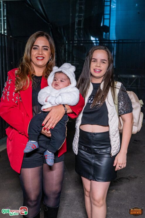 Michel Teló leva público ao delírio na terceira noite da 28ª Festa do Freigasparense Ausente 75