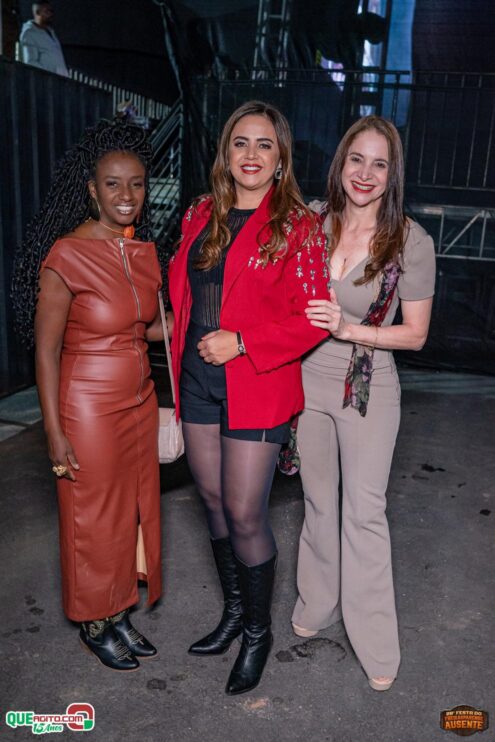 Michel Teló leva público ao delírio na terceira noite da 28ª Festa do Freigasparense Ausente 80