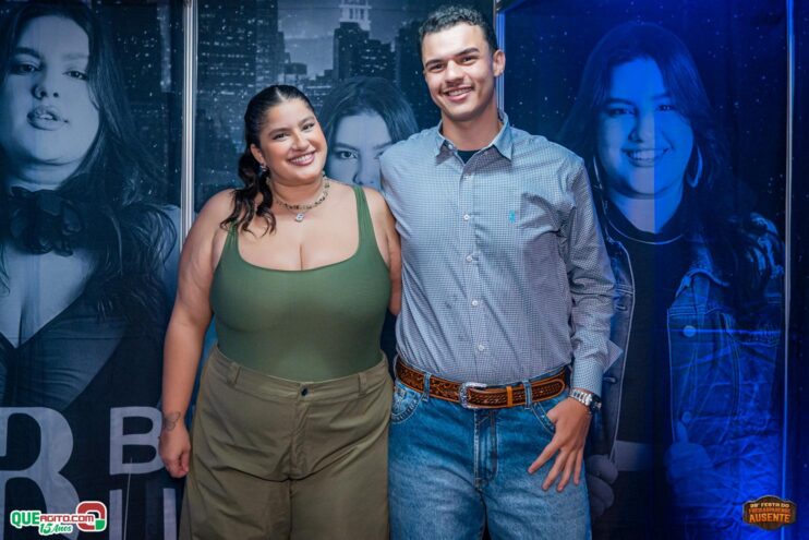 Michel Teló leva público ao delírio na terceira noite da 28ª Festa do Freigasparense Ausente 104