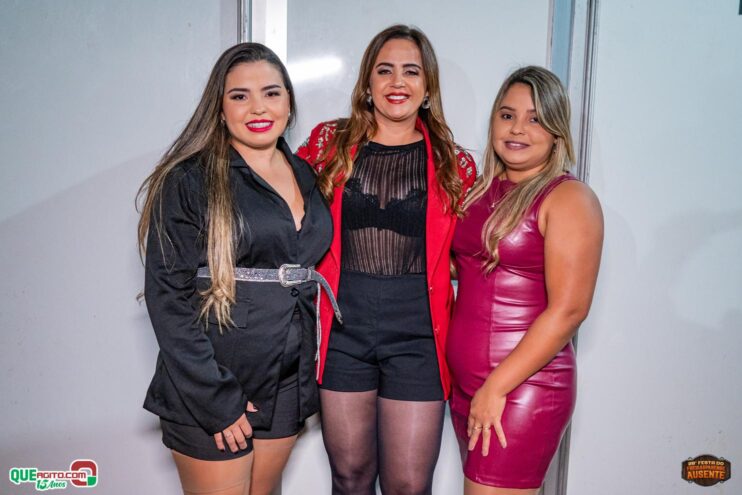 Michel Teló leva público ao delírio na terceira noite da 28ª Festa do Freigasparense Ausente 112