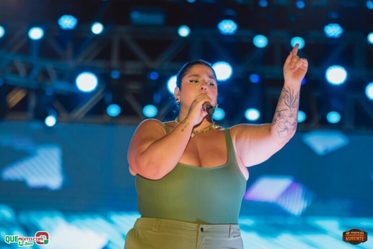 Michel Teló leva público ao delírio na terceira noite da 28ª Festa do Freigasparense Ausente 127