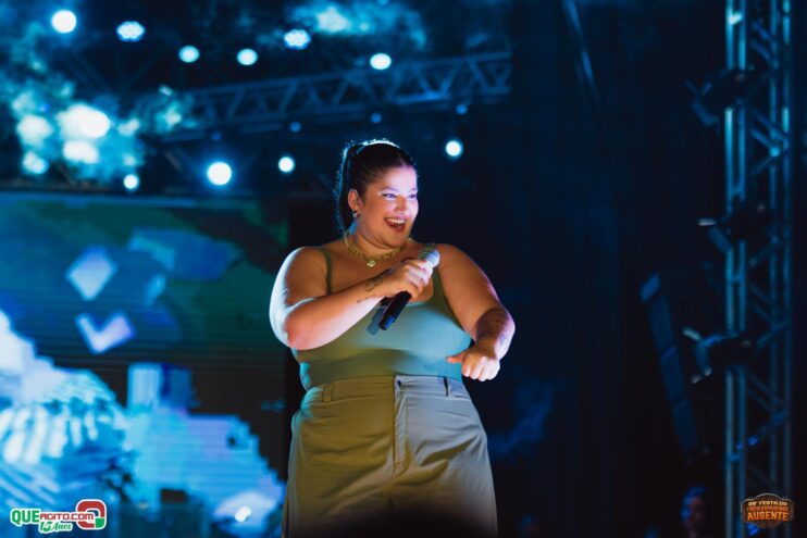 Michel Teló leva público ao delírio na terceira noite da 28ª Festa do Freigasparense Ausente 130