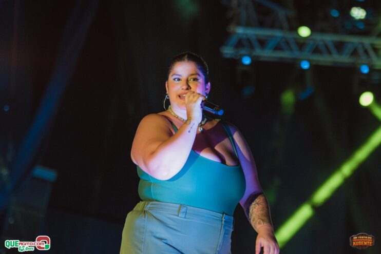 Michel Teló leva público ao delírio na terceira noite da 28ª Festa do Freigasparense Ausente 142