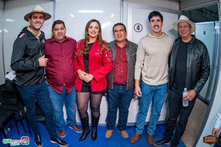 Michel Teló leva público ao delírio na terceira noite da 28ª Festa do Freigasparense Ausente 147