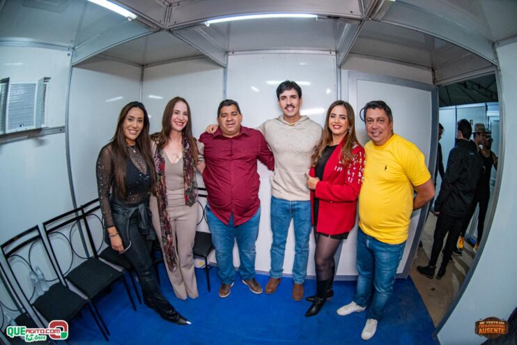 Michel Teló leva público ao delírio na terceira noite da 28ª Festa do Freigasparense Ausente 165