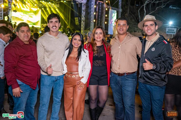 Michel Teló leva público ao delírio na terceira noite da 28ª Festa do Freigasparense Ausente 183