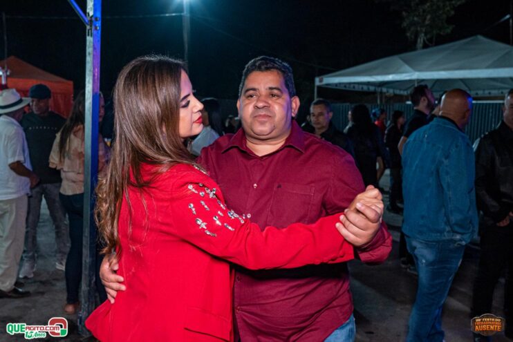 Michel Teló leva público ao delírio na terceira noite da 28ª Festa do Freigasparense Ausente 209