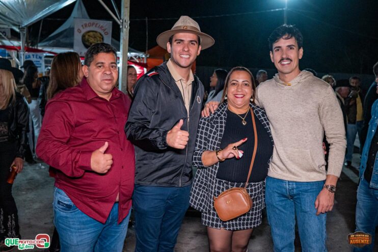 Michel Teló leva público ao delírio na terceira noite da 28ª Festa do Freigasparense Ausente 226