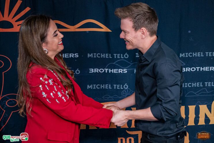 Michel Teló leva público ao delírio na terceira noite da 28ª Festa do Freigasparense Ausente 257