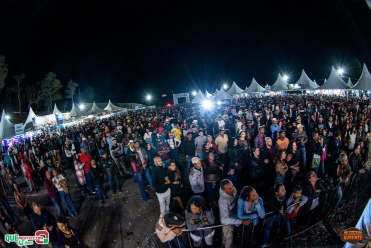 Michel Teló leva público ao delírio na terceira noite da 28ª Festa do Freigasparense Ausente 266